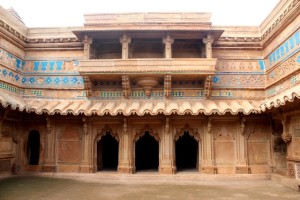 Whole-artedly: Man Singh Palace interior